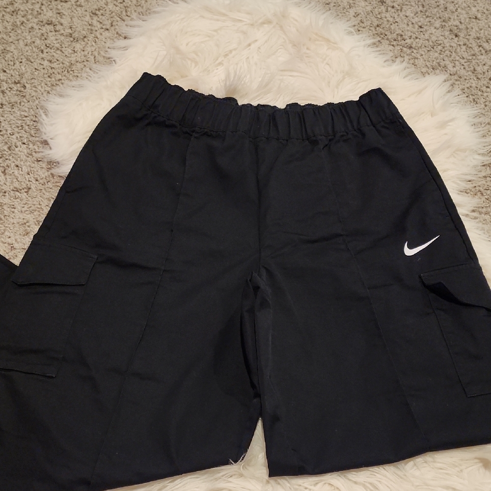 Nike Cargo Pants